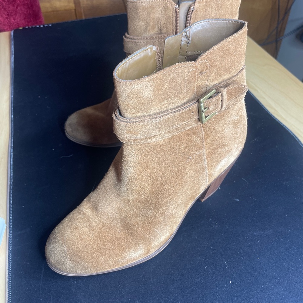 Sam Edelman suede booties 8.5
